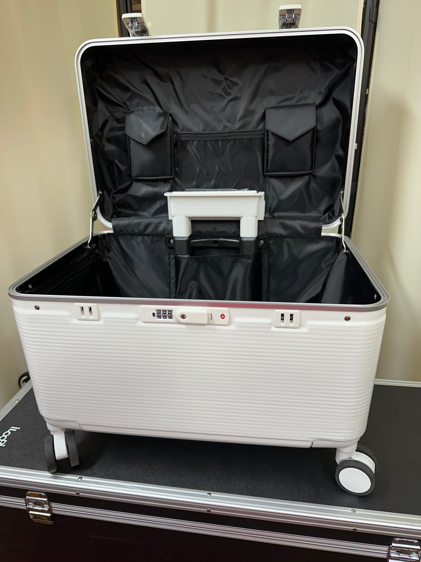 Everything Case