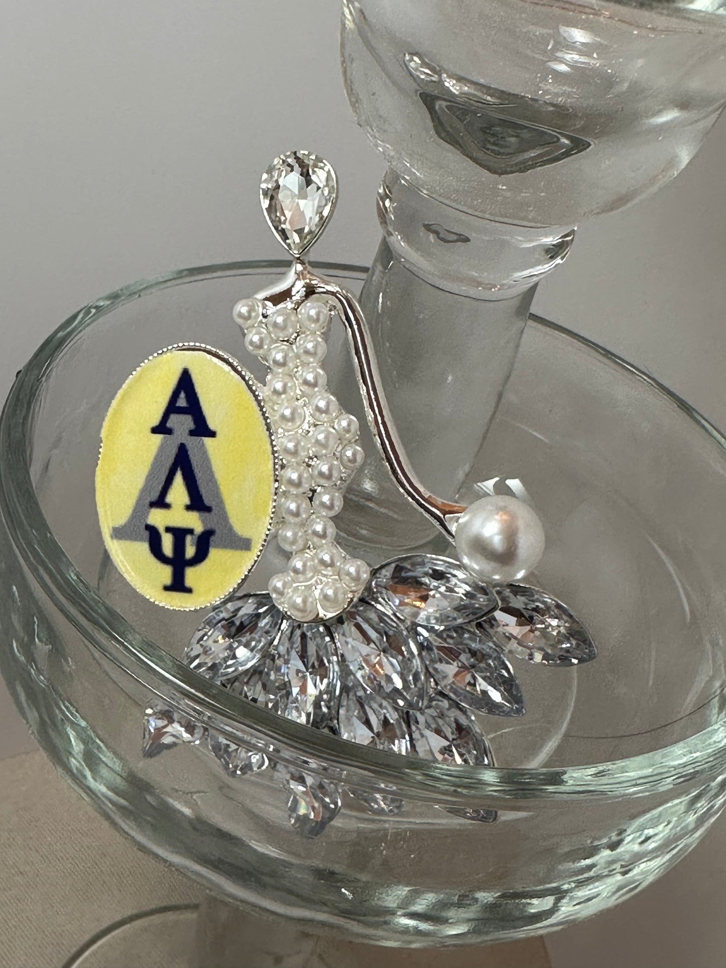 Diva Brooch, customized